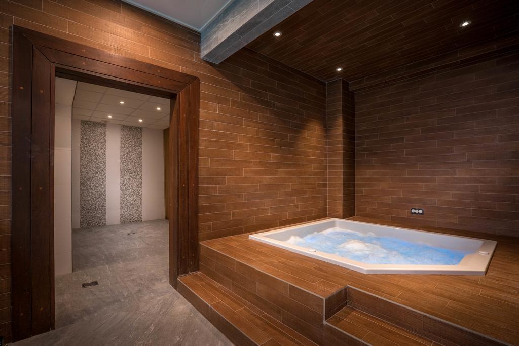 Western Du Vallon Hotel 4*